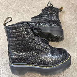 Dr.Marten Sinclair Croc Boots | Size 6